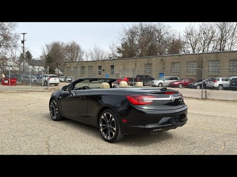 Used 2019 Buick Cascada Premium FWD image 4