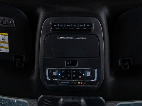 Used 2026 Ford F450 Platinum w/ FX4 Off-Road Package image 29