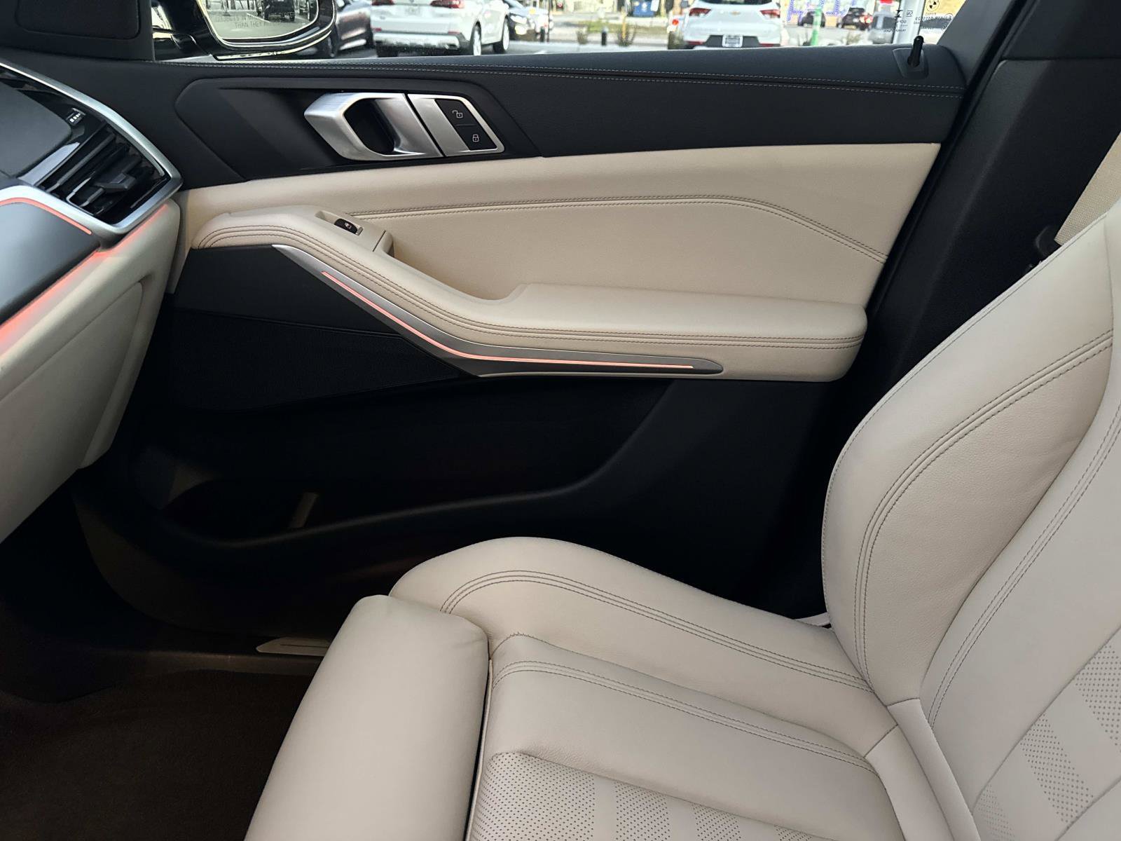 Used 2022 BMW X5 sDrive40i RWD image 24
