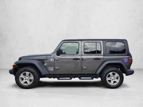 Used 2021 Jeep Wrangler Unlimited Sport AWD/4WD image 8