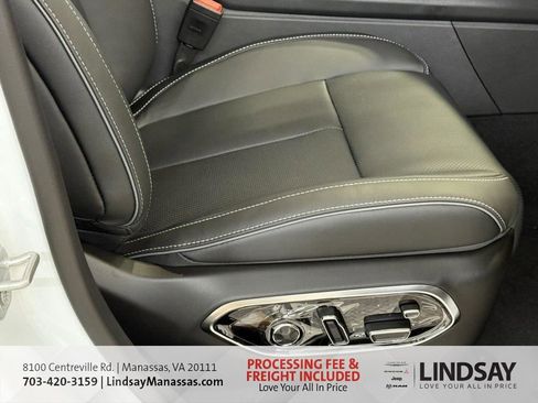 New 2025 Jeep Grand Cherokee Overland w/ Adv Protech Group III AWD/4WD image 15