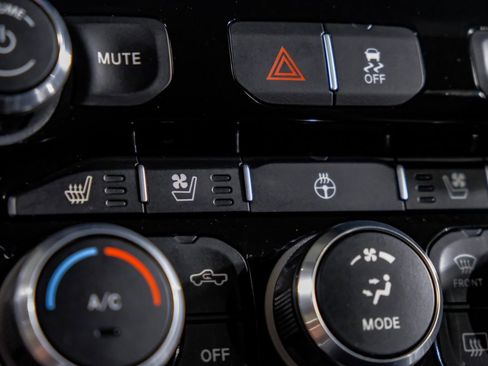 Used 2022 RAM 2500 Laramie AWD/4WD image 24