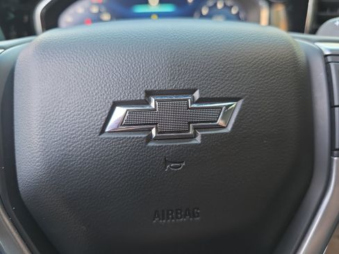 Used 2024 Chevrolet Silverado 1500 LT Trail Boss w/ LT Trail Boss Premium Package AWD/4WD image 33
