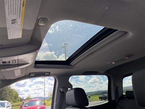 Used 2018 GMC Sierra 1500 Denali w/ Denali Ultimate Package image 17