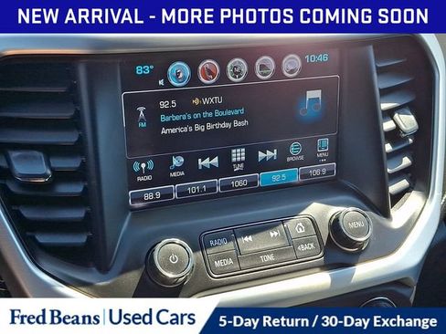 Used 2018 GMC Acadia SLT AWD/4WD image 25