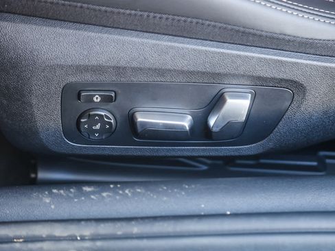 New 2026 BMW 840i Coupe w/ M Sport Professional Package image 18