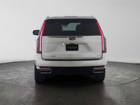 Used 2024 Cadillac Escalade Premium Luxury w/ LPO, Floor Liner Package AWD/4WD image 4