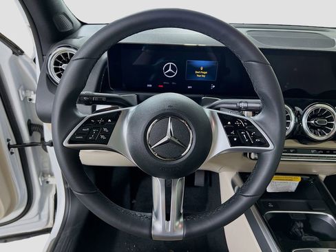 Certified 2025 Mercedes-Benz GLB 250 GLB 250 image 12