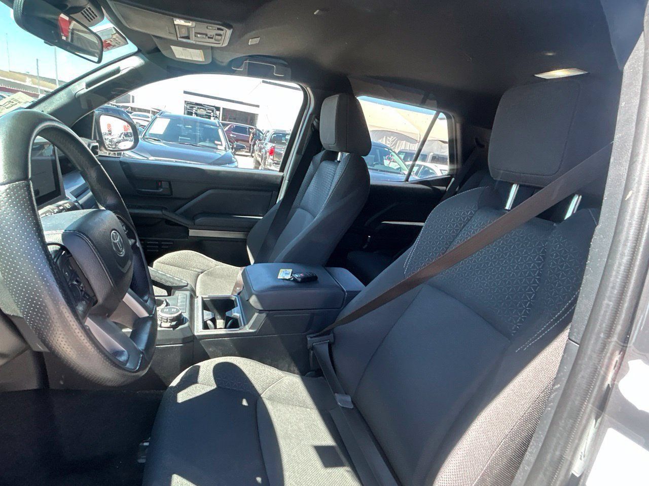 Used 2025 Toyota 4Runner SR5 AWD/4WD image 6
