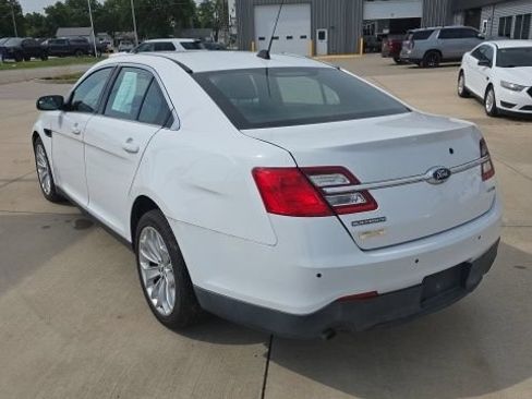 Used 2018 Ford Taurus Police Interceptor AWD image 5