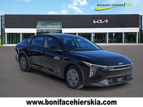 New 2026 Kia K4 LX image 1