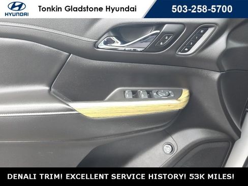 Used 2019 GMC Acadia Denali w/ Technology Package image 10