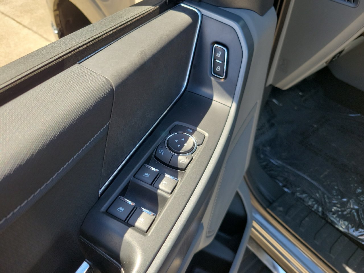 Used 2024 Ford F150 XLT w/ Equipment Group 302A MID RWD image 13