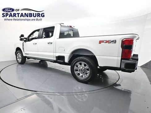 Certified 2025 Ford F350 Lariat w/ Lariat Ultimate Package AWD/4WD image 5