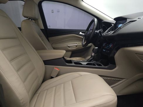 Used 2017 Ford Escape Titanium AWD/4WD image 21