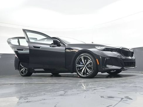 New 2027 BMW 550e xDrive w/ Executive Package AWD/4WD image 46