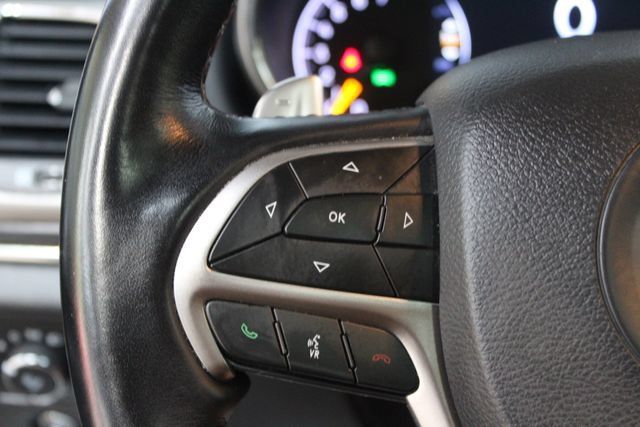 Used 2021 Jeep Grand Cherokee Limited w/ Luxury Group II AWD/4WD image 16