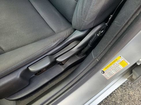 Used 2019 Chevrolet Cruze LT FWD image 20