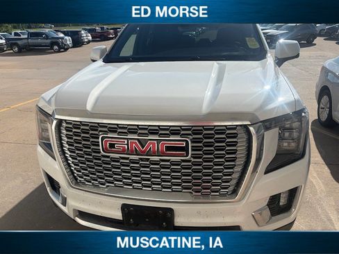Used 2021 GMC Yukon Denali w/ Denali Premium Package AWD/4WD image 2