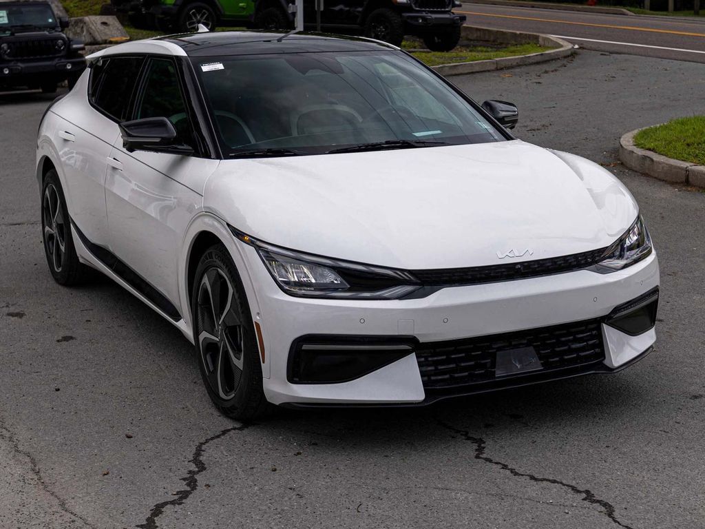 Used 2023 Kia EV6 GT-Line AWD/4WD image 3