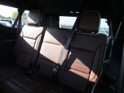 Certified 2023 GMC Yukon XL Denali Ultimate image 23