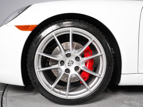 Used 2015 Porsche 911 Carrera S RWD image 6