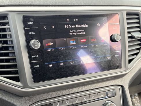 Used 2021 Volkswagen Atlas SE FWD image 11