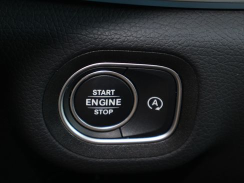 Used 2025 Mercedes-Benz GLE 450 4MATIC image 20