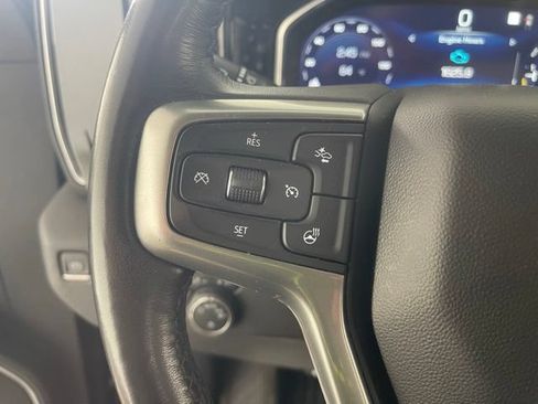 Used 2022 Chevrolet Silverado 1500 LT AWD/4WD image 39