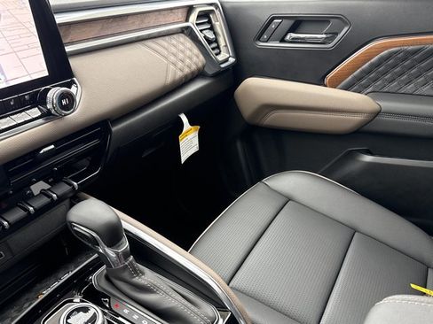 New 2026 GMC Canyon Denali image 22