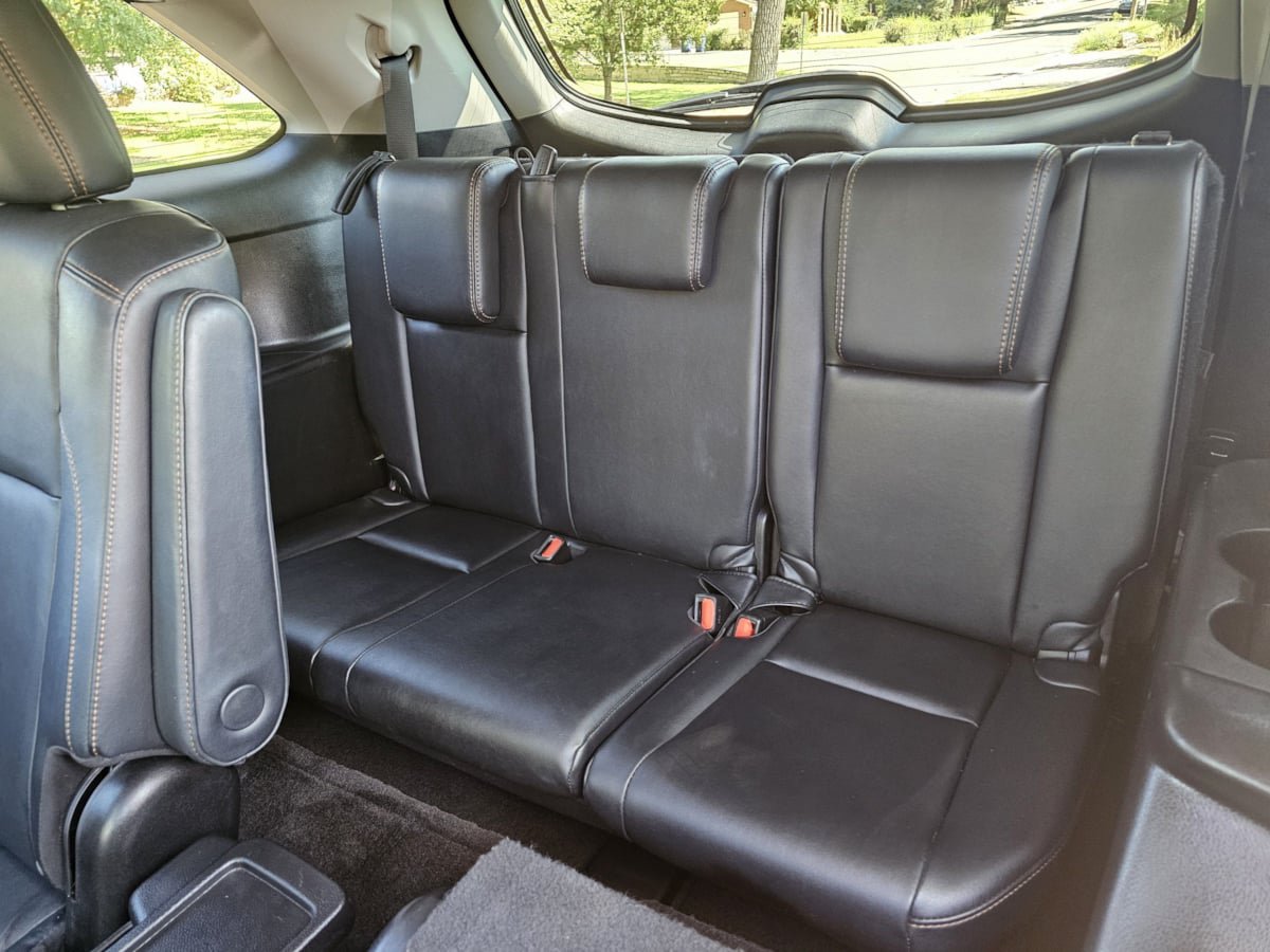 Used 2016 Toyota Highlander XLE AWD/4WD image 32
