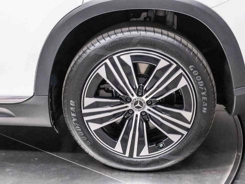 Used 2023 Mercedes-Benz EQS 450+ SUV image 9