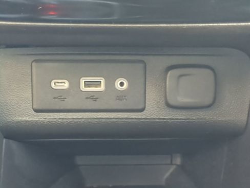 Used 2021 Buick Encore GX Preferred image 22