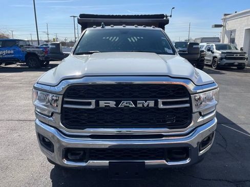 Used 2024 RAM 3500 Tradesman w/ Chrome Appearance Group image 2