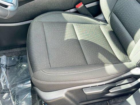 Used 2025 Chevrolet Blazer EV LT AWD/4WD image 19