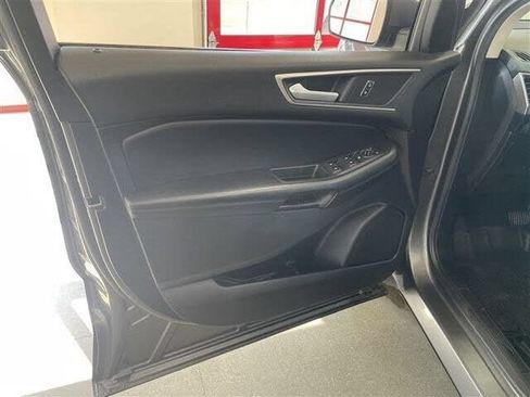 Used 2021 Ford Edge SEL w/ Convenience Package AWD/4WD image 11