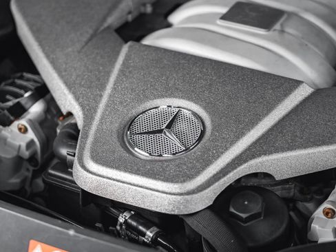 Used 2010 Mercedes-Benz C 63 AMG Sedan image 63