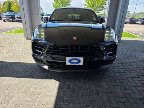 Used 2020 Porsche Macan AWD/4WD image 6
