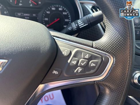Used 2025 Chevrolet Malibu LT FWD image 18