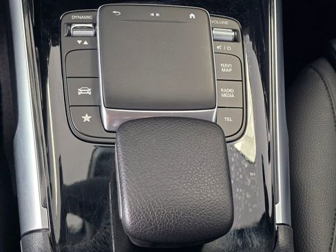Used 2023 Mercedes-Benz GLB 250 4MATIC image 36