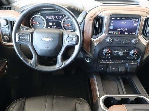 Used 2022 Chevrolet Silverado 2500 High Country image 25