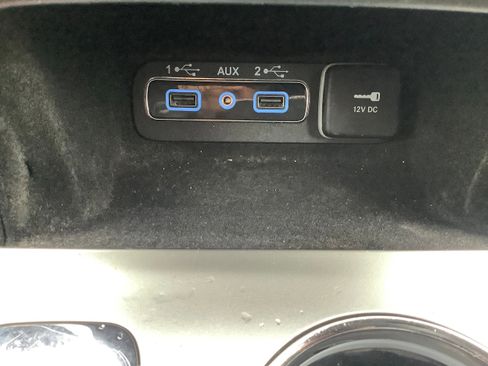 Used 2019 Jeep Grand Cherokee Limited image 23