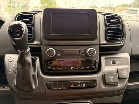 Used 2023 RAM ProMaster 3500 w/ Premium Appearance Group FWD image 16