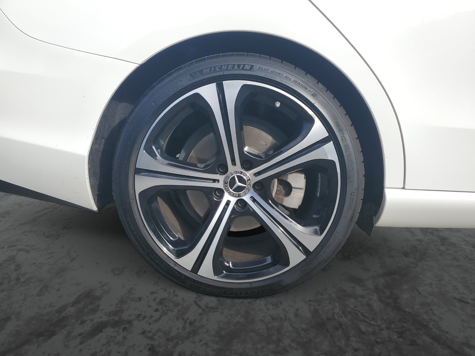 Used 2022 Mercedes-Benz C 300 Sedan image 5