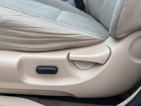 Used 2012 Ford Escape XLT image 23