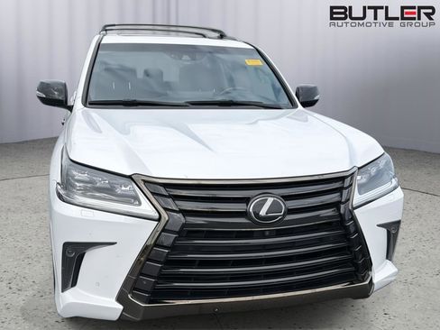 Used 2021 Lexus LX 570 4WD w/ Inspiration Series #2 image 4