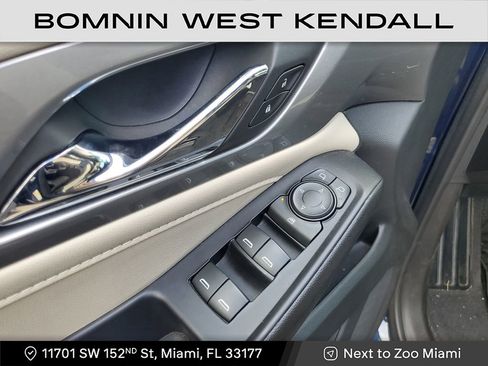 Used 2022 Chevrolet Traverse LS image 22