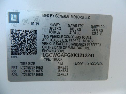 Used 2019 Chevrolet Express 2500 w/ Communications Package image 23