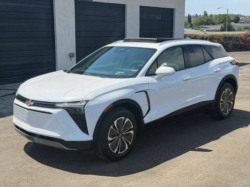 Used 2024 Chevrolet Blazer EV LT AWD/4WD image 1