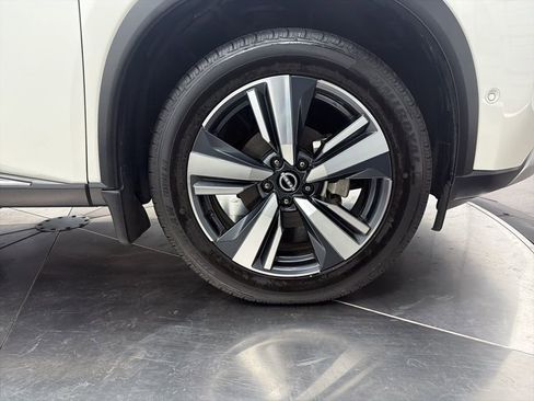 Used 2023 Nissan Rogue Platinum w/ Platinum Premium Package image 9